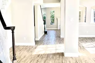 5711 Silver Bay Ct, Sugar Land, TX 77479 - Photo 4