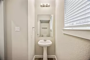 15710 Cairnwell Bend Dr, Humble, TX 77346 - Photo 18