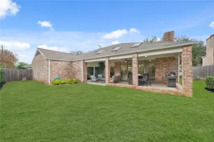 1913 Country Club Blvd, Sugar Land, TX 77478 - Photo 36