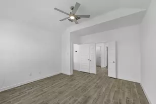 505 Fire Mountain Dr, Waller, TX 77484 - Photo 10