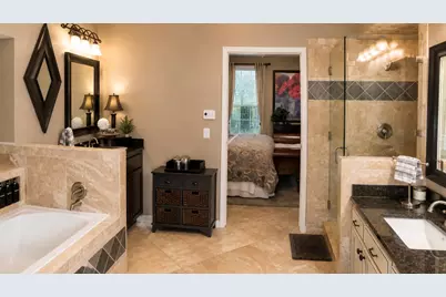 4515 Parkleaf Drive, Baytown, TX 77521 - Photo 18