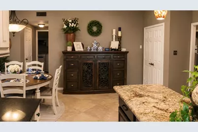 4515 Parkleaf Drive, Baytown, TX 77521 - Photo 10