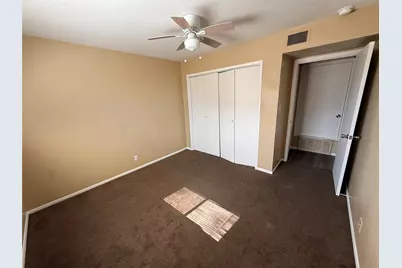 2716 Avenue Q #5, Galveston, TX 77550 - Photo 8