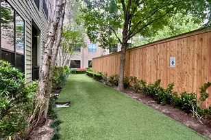 206 McGowen St, Houston, TX 77006 - Photo 14