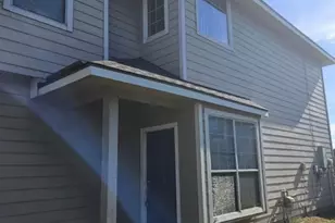 13064 Peppergate Ln, Houston, TX 77044 - Photo 2