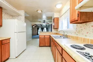 21422 Bridgepoint Ln, Spring, TX 77388 - Photo 6