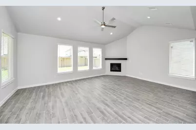 8459 Northern Pintail Drive, Houston, TX 77049 - Photo 18