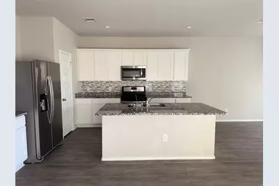 1710 Chase Anchor Court, Richmond, TX 77469 - Photo 6