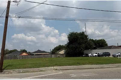 6517 Canal Street, Houston, TX 77011 - Photo 1