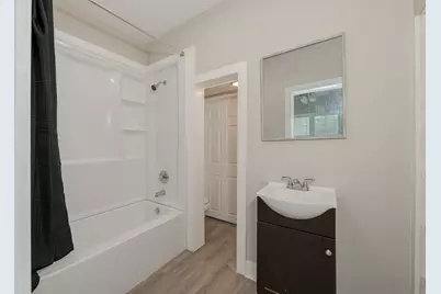 203 N Texas Street, Madisonville, TX 77864 - Photo 10