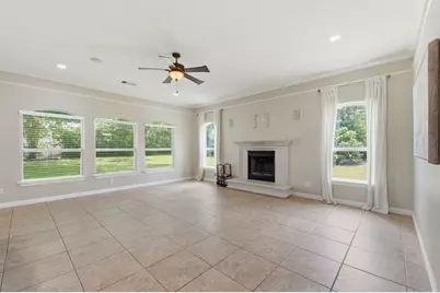 14494 Diamondhead N, Conroe, TX 77356 - Photo 12