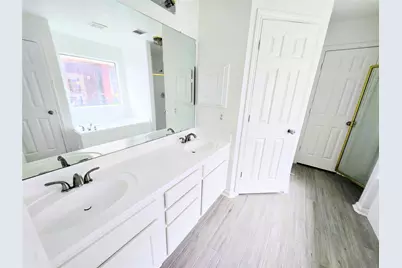 4018 Crystal Lake Circle N, Pearland, TX 77584 - Photo 24