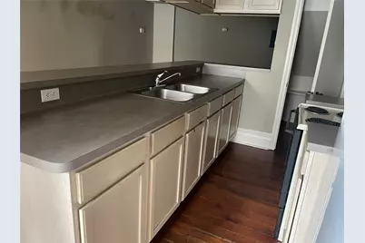 2118 Strand Street #207, Galveston, TX 77550 - Photo 4