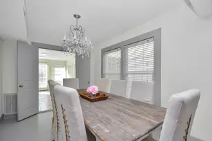 1911 Banks St, Houston, TX 77098 - Photo 40