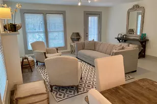 1911 Banks St, Houston, TX 77098 - Photo 6