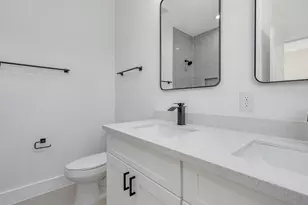 5642 Hirondel St, Houston, TX 77033 - Photo 24