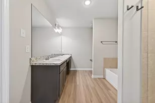 940 21st St, Hempstead, TX 77445 - Photo 34