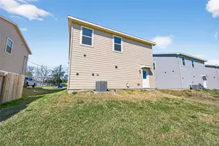 940 21st St, Hempstead, TX 77445 - Photo 46