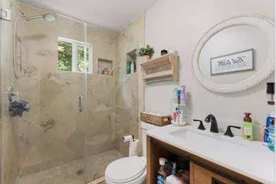 2012 Forest Hill Boulevard, Houston, TX 77023 - Photo 34