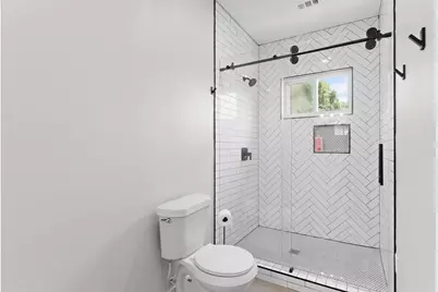 2012 Forest Hill Boulevard, Houston, TX 77023 - Photo 20