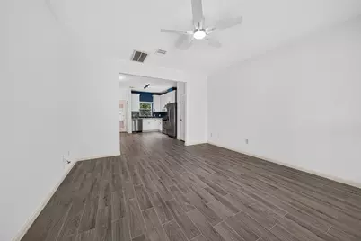 2202 Naomi Street #3, Houston, TX 77054 - Photo 8