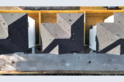 8025 Peachtree Street #C, Houston, TX 77016 - Photo 36