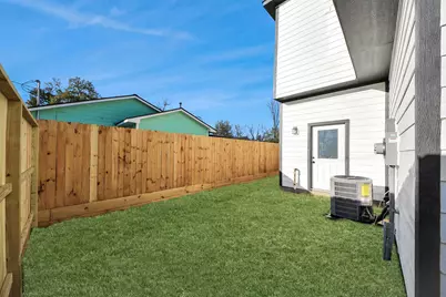 8025 Peachtree Street #C, Houston, TX 77016 - Photo 34