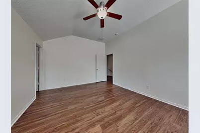 16973 Scenic Knoll Drive, Conroe, TX 77385 - Photo 10