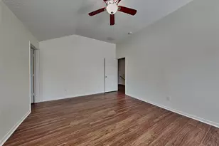 16973 Scenic Knoll Dr, Conroe, TX 77385 - Photo 10