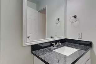 16973 Scenic Knoll Dr, Conroe, TX 77385 - Photo 16