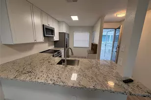 500 Tiki Dr, Tiki Island, TX 77554 - Photo 2