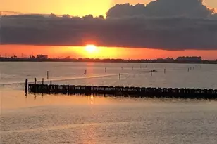 500 Tiki Dr, Tiki Island, TX 77554 - Photo 1