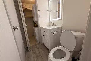 500 Tiki Dr, Tiki Island, TX 77554 - Photo 8