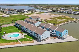 500 Tiki Dr, Tiki Island, TX 77554 - Photo 1