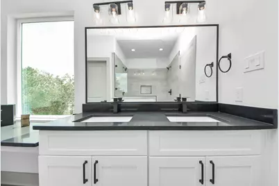 5315 Kindred Garden Lane, Houston, TX 77091 - Photo 32