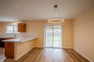 7810 Ashland Springs Ln, Cypress, TX 77433 - Photo 4