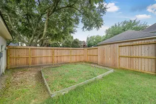 310 Gatemere Ct, Katy, TX 77450 - Photo 40