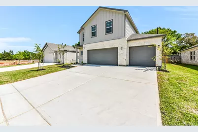 236 Harlingen Drive, Magnolia, TX 77354 - Photo 4