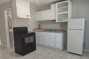 1303 Saddle Rock Dr, Houston, TX 77088 - Photo 2