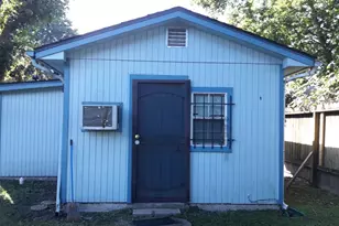 1303 Saddle Rock Dr, Houston, TX 77088 - Photo 6