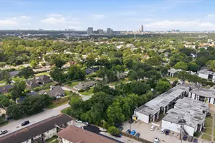 9206 Pecos St St, Houston, TX 77055 - Photo 14