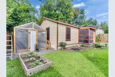1406 Elliott Street, Houston, TX 77023 - Photo 34