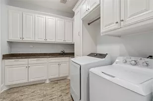 2329 Willowby Dr, Houston, TX 77008 - Photo 24