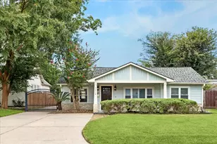 1614 Wakefield Dr, Houston, TX 77018 - Photo 2