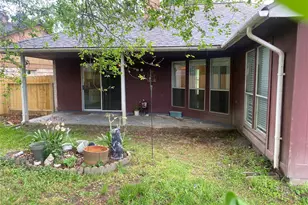 18910 Cloyanna Ln, Humble, TX 77346 - Photo 10