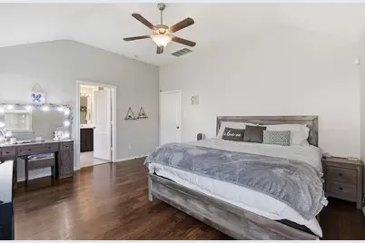 3050 Hawthorne Glen Lane, League City, TX 77539 - Photo 24