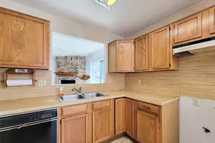 23211 Timberbrook Dr, Spring, TX 77373 - Photo 16