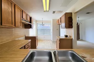 23211 Timberbrook Dr, Spring, TX 77373 - Photo 18