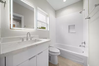 28 Bucan #E, Houston, TX 77076 - Photo 24