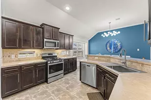 19407 Alton Springs Dr, Cypress, TX 77433 - Photo 14